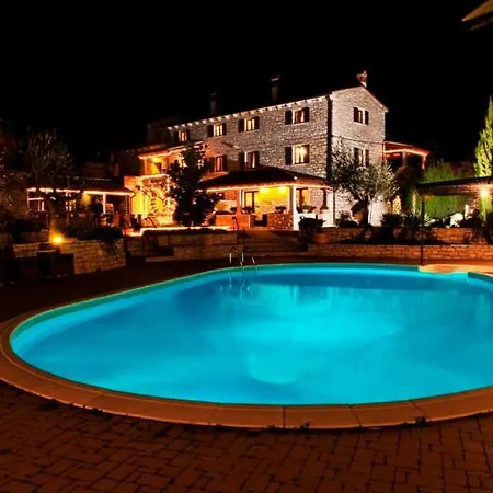 Casa Rustica Dva Baladura 3* Kanfanar