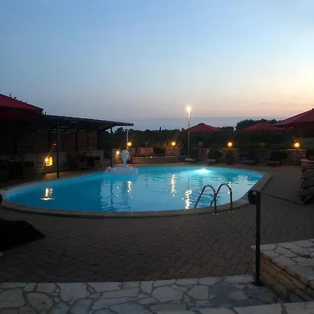 Bed & Breakfast Casa Rustica Dva Baladura 3*